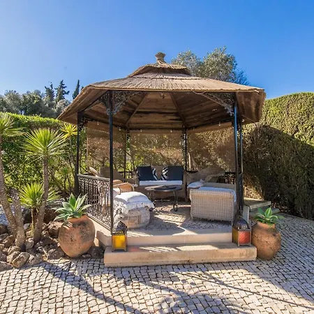 Casa Piablo Villa *